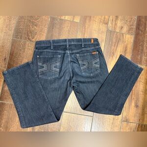 7 For All Mankind Jeans Standard Button Fly EUC Dark Wash Embroidered Pockets